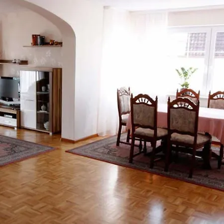 Ferienwohnung Roter Stein *
