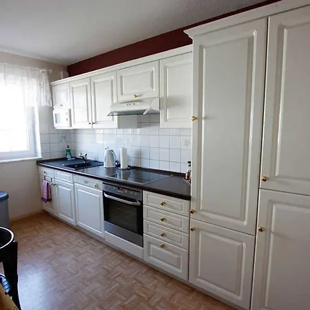 Ferienwohnung Roter Stein Apartment